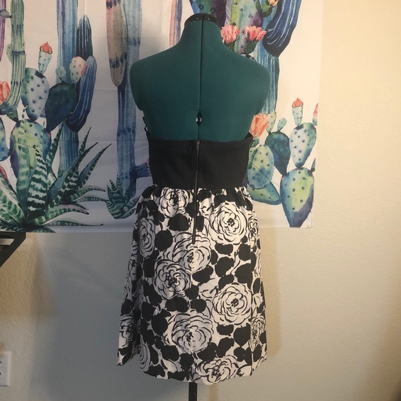 M strapless navy/white floral dress - Picture 2 of 2